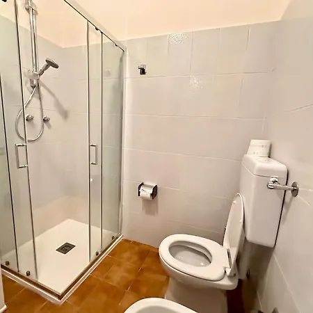 Panoramica Su E Montagna Near Bellagio דירה *