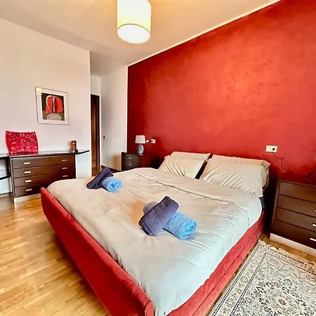 Panoramica Su E Montagna Near Bellagio