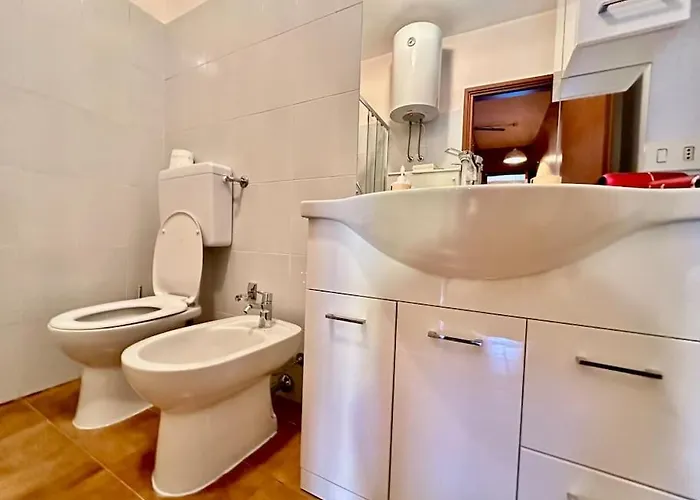 Panoramica Su E Montagna Near Bellagio * Civenna